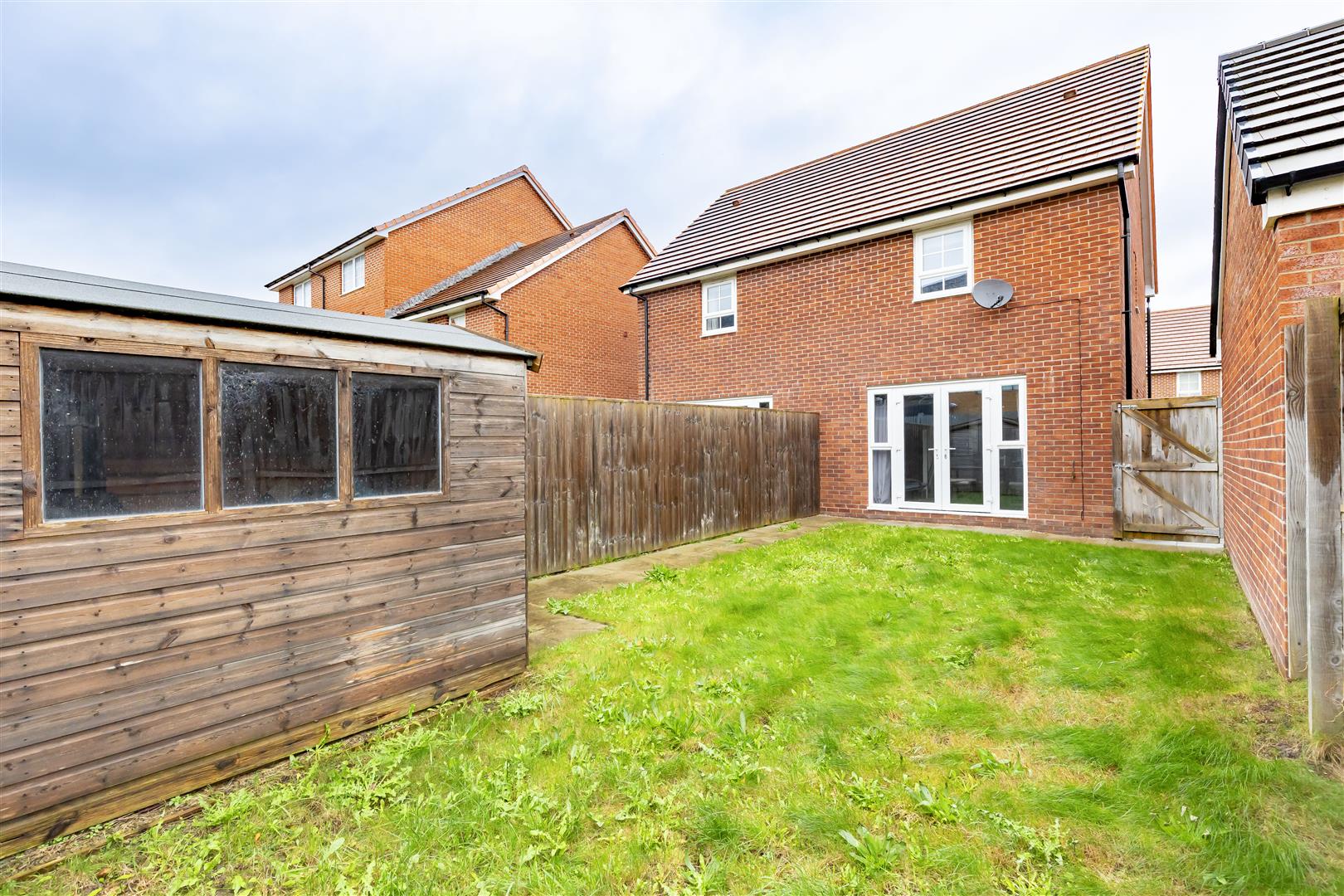 2 bed property in Norseman Avenue, Preston